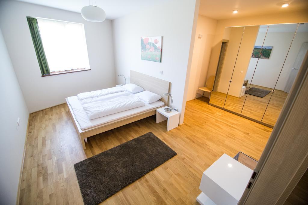 Vila Oeregtoelgy Vendeghaz Szár Exteriér fotografie